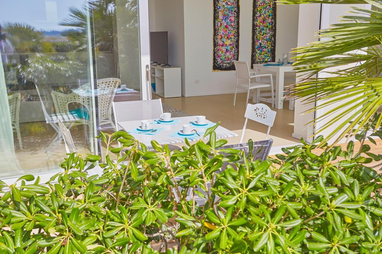 Casa Sugli Scogli Villa ฟอนตาเน บีอานเก ภายนอก รูปภาพ