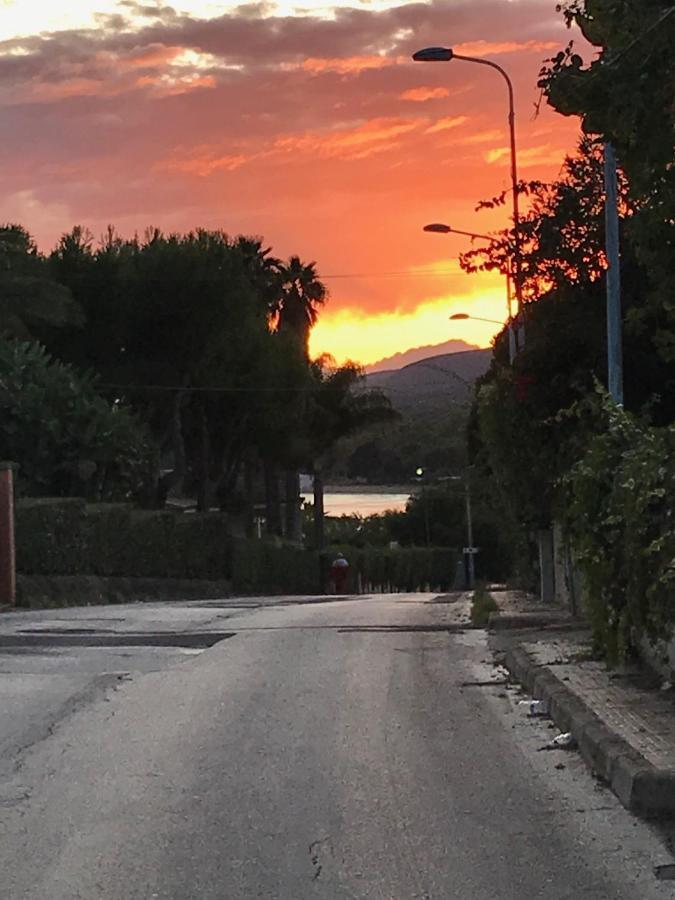 Casa Sugli Scogli Villa ฟอนตาเน บีอานเก ภายนอก รูปภาพ
